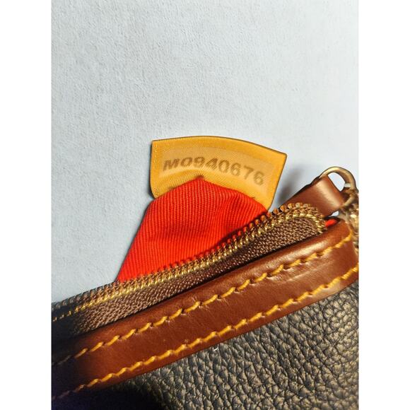 New Dooney and Bourke Navy Wristlet - Picture 5 of 11